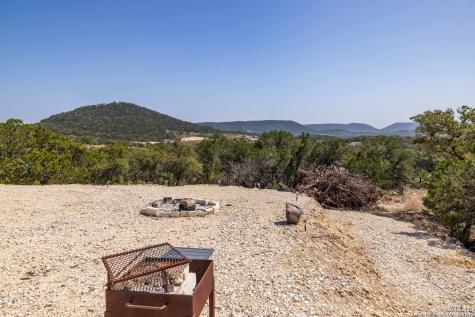 106 Walden Ridge Tarpley TX 78883