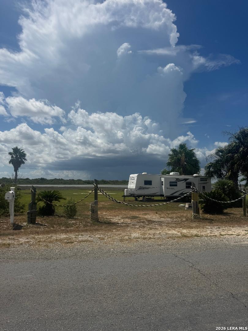 1668 N Ocean Drive Port Lavaca TX 77979