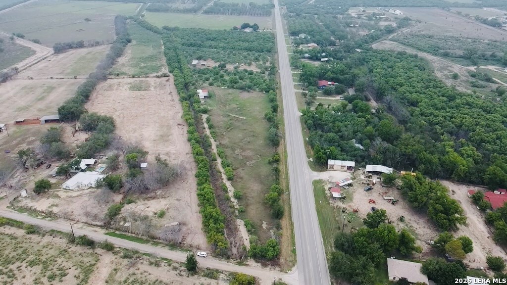 18841 N Us Highway 277 Quemado TX 78877