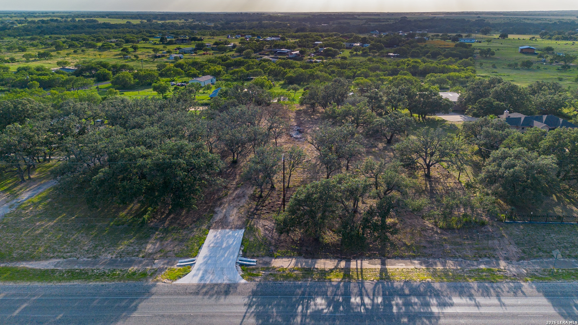 13117 N Highway 16 Poteet TX 78065