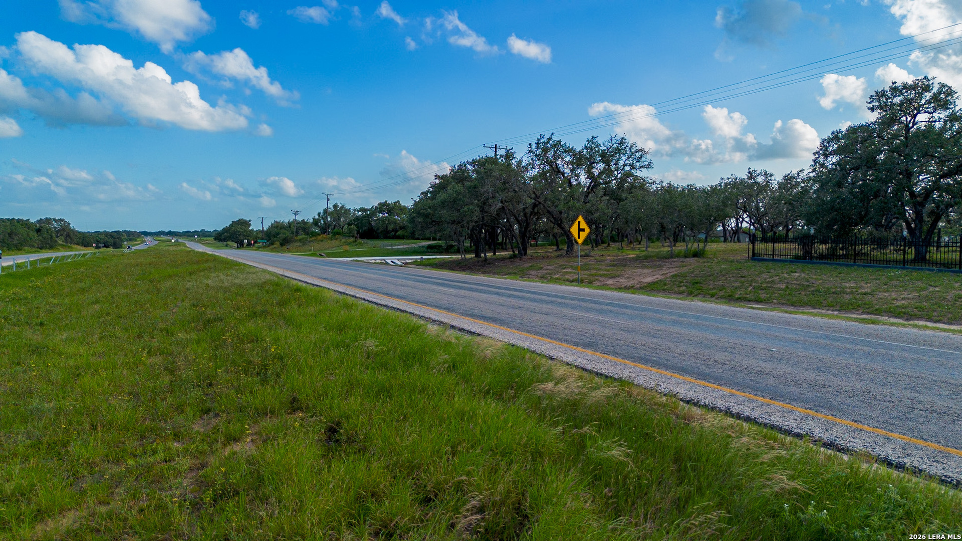 13117 N Highway 16 Poteet TX 78065
