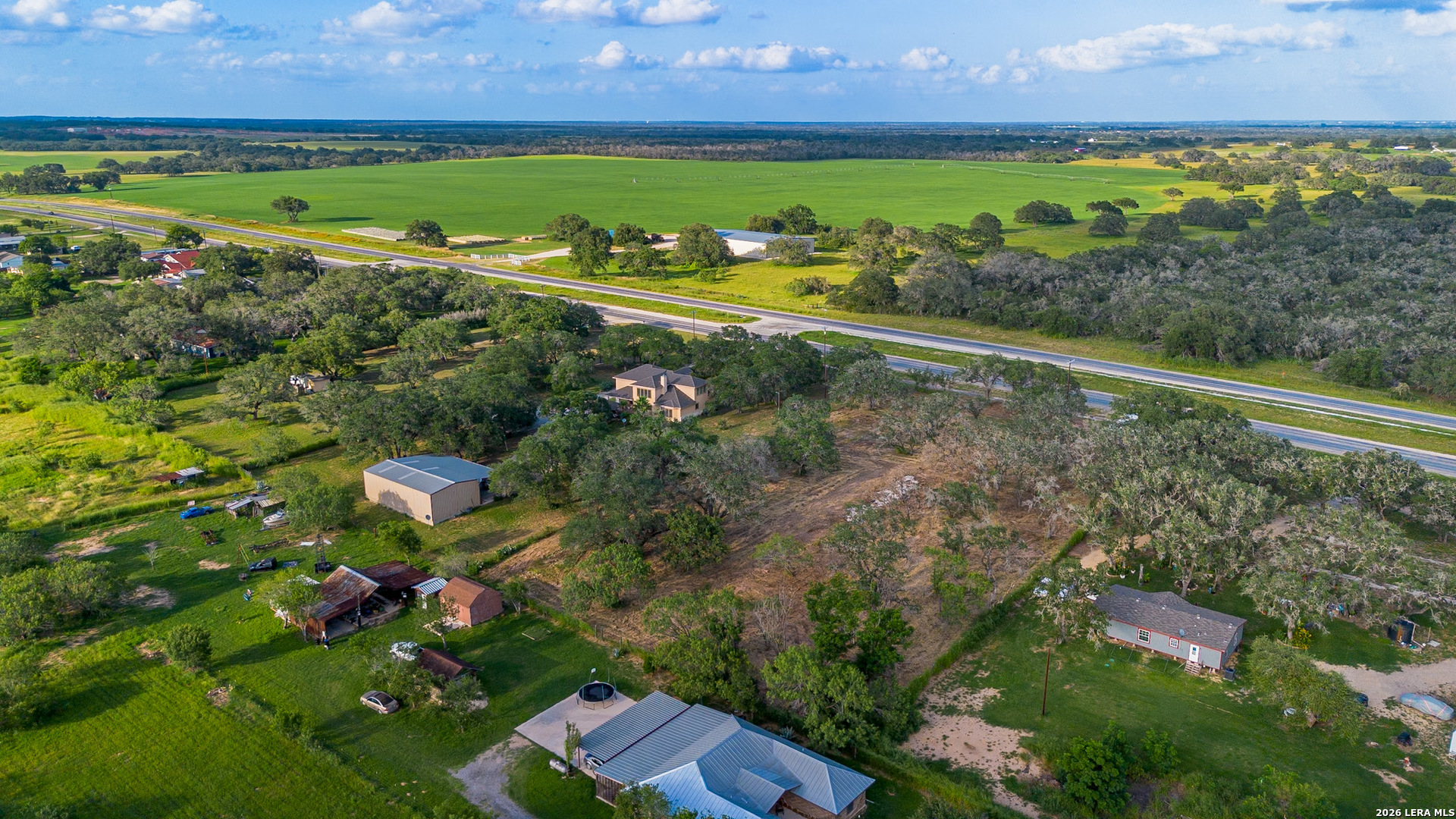 13117 N Highway 16 Poteet TX 78065