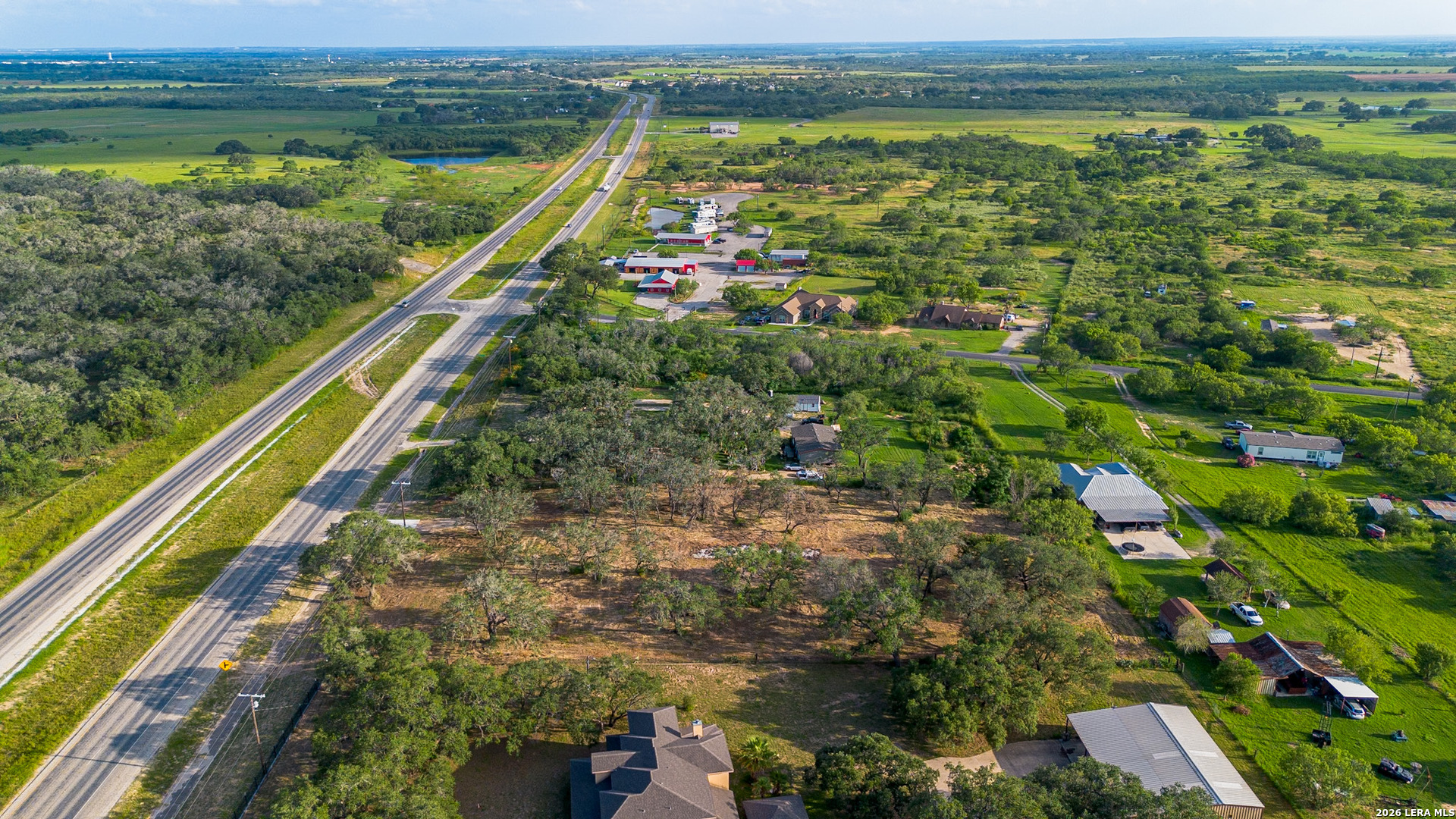 13117 N Highway 16 Poteet TX 78065