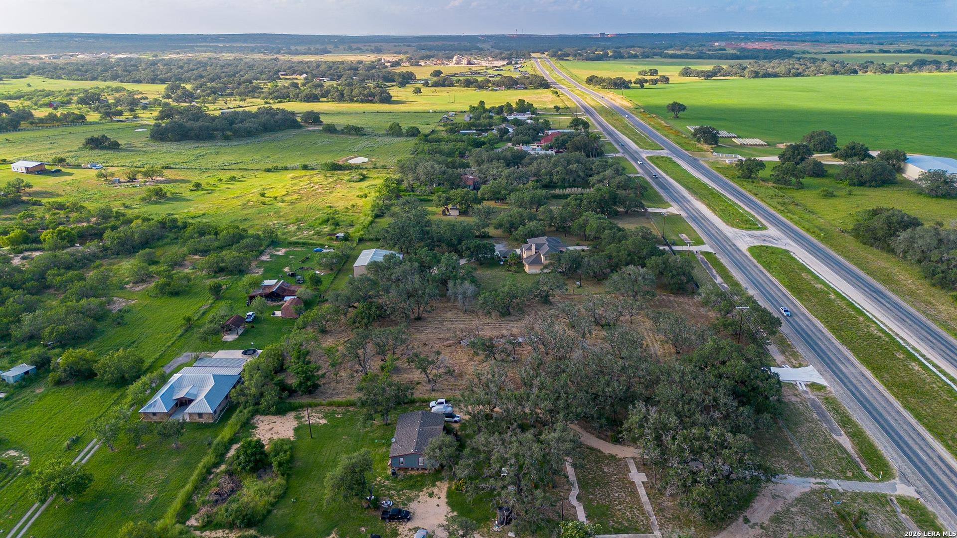 13117 N Highway 16 Poteet TX 78065