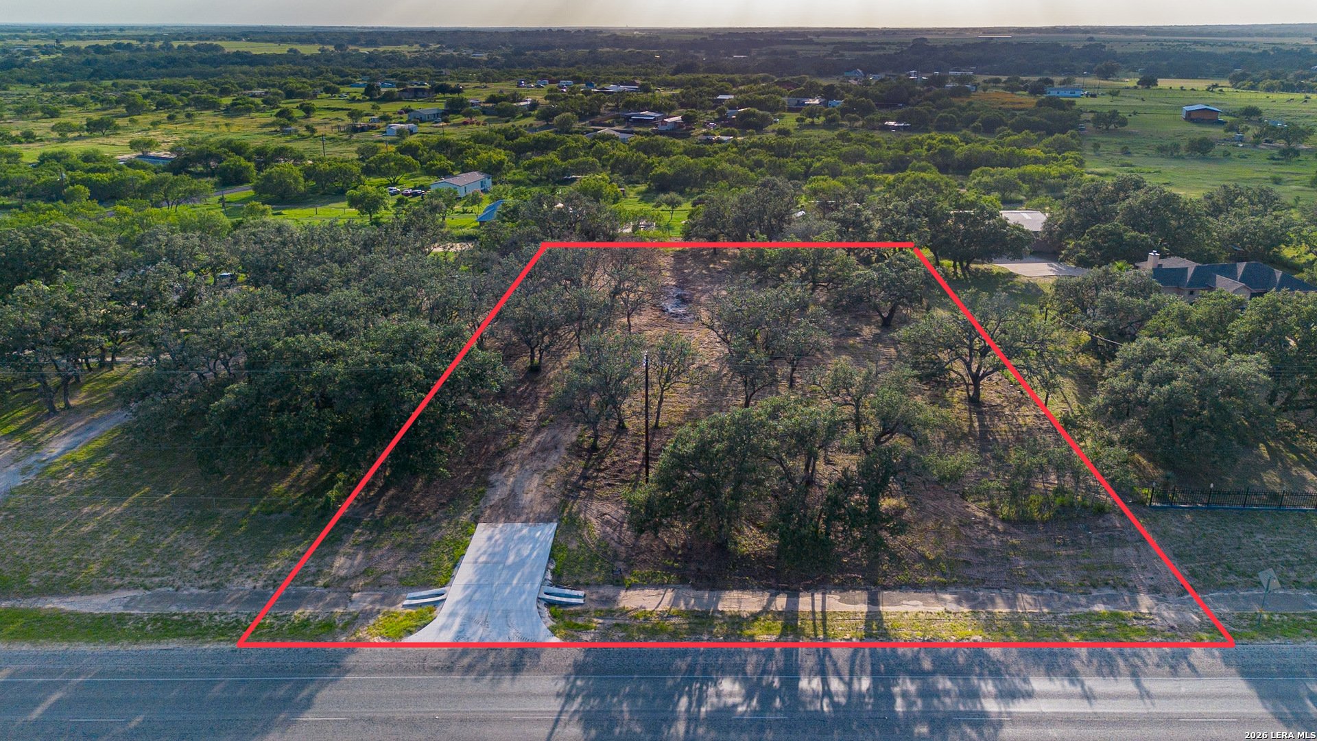 13117 N Highway 16 Poteet TX 78065