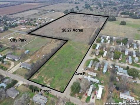 0 Avenue P & 11th Hondo TX 78861