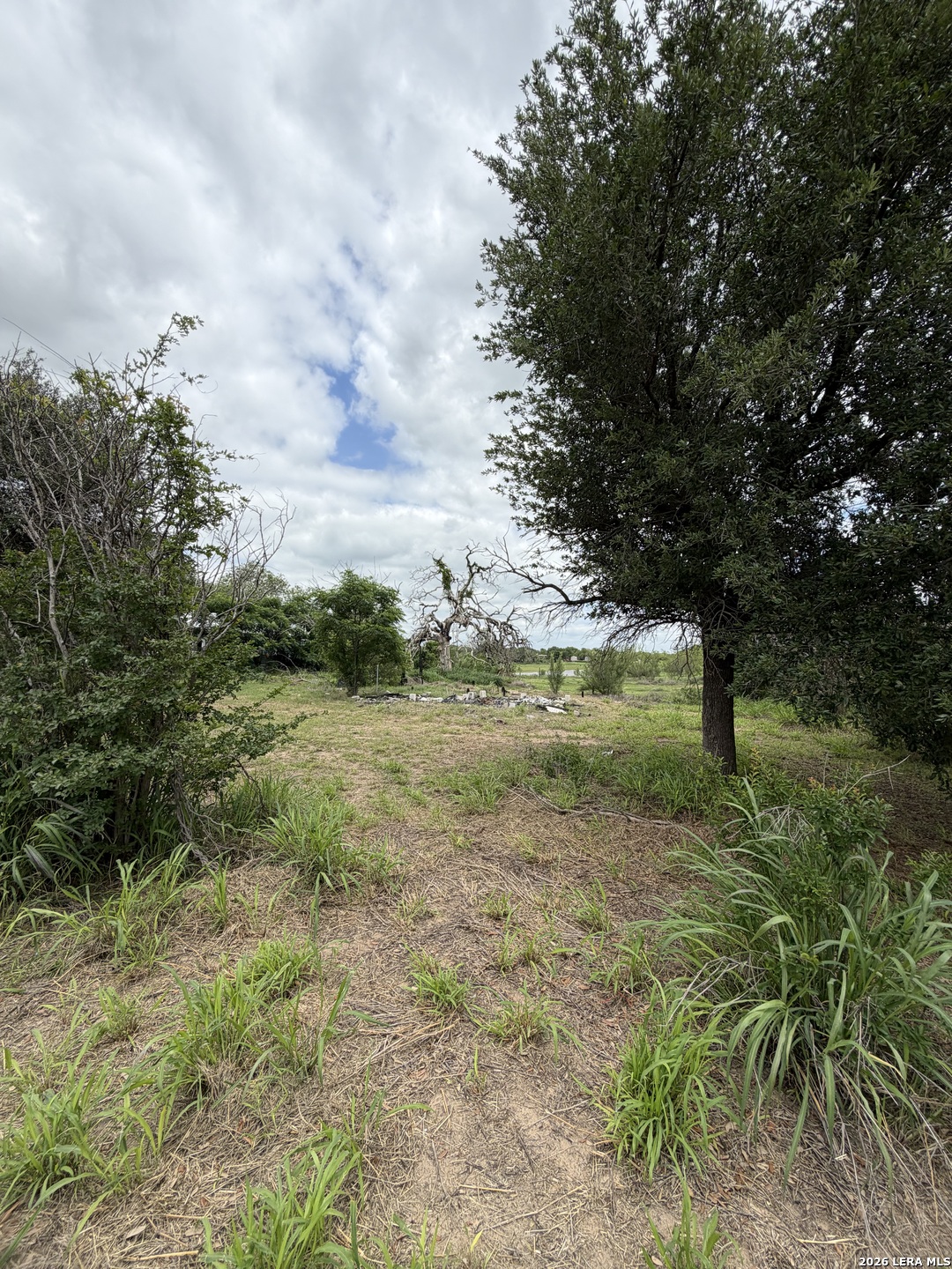 214 County Road 6845 Lytle TX 78052