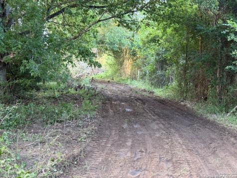 500 Cr 388 Gonzales TX 78629