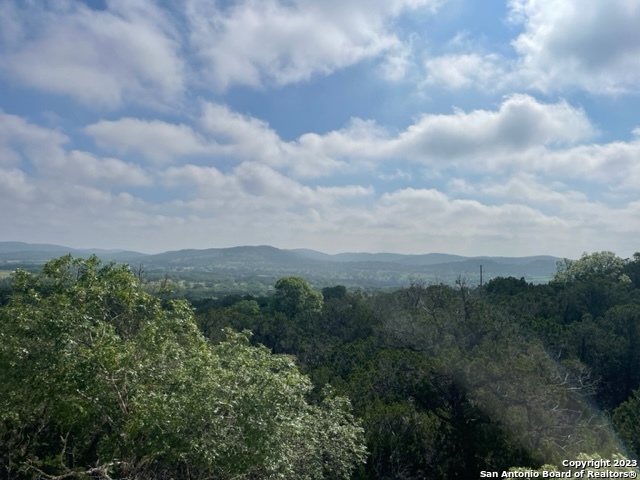 63 Saddleback Ridge Trail Bandera TX 78003