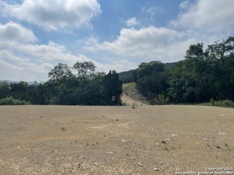 63 Saddleback Ridge Trail Bandera TX 78003