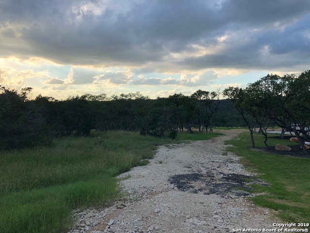 23531 Osceola Bluff San Antonio TX 78261