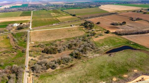 11038 County Road 584 Lacoste TX 78039