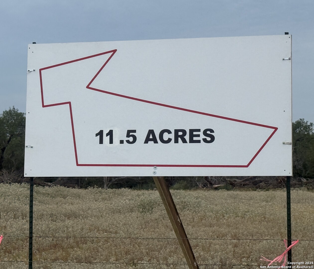 1404 Us Highway 87 W Stockdale TX 78160