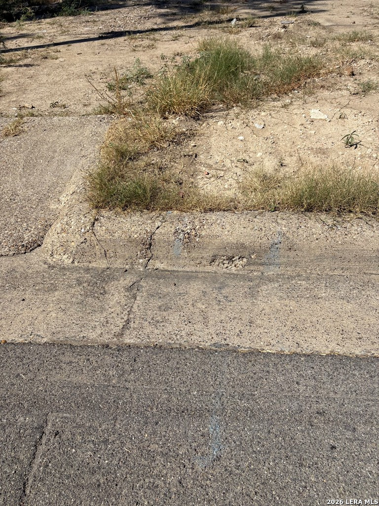933 Concho Eagle Pass TX 78852