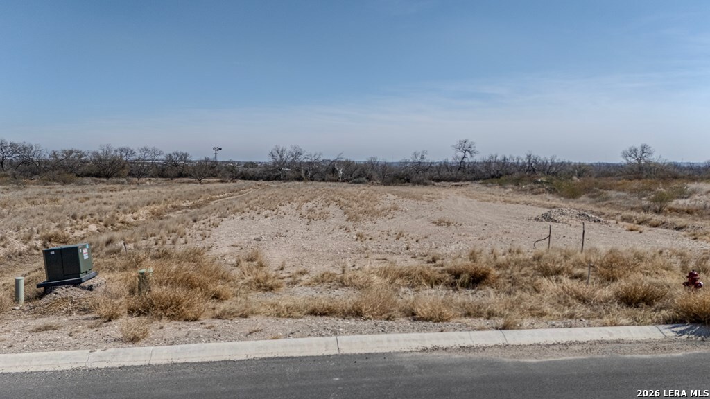 204 Paseo Del Lago Eagle Pass TX 78852
