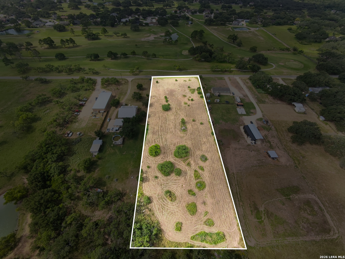585 County Road 768 Devine TX 78016