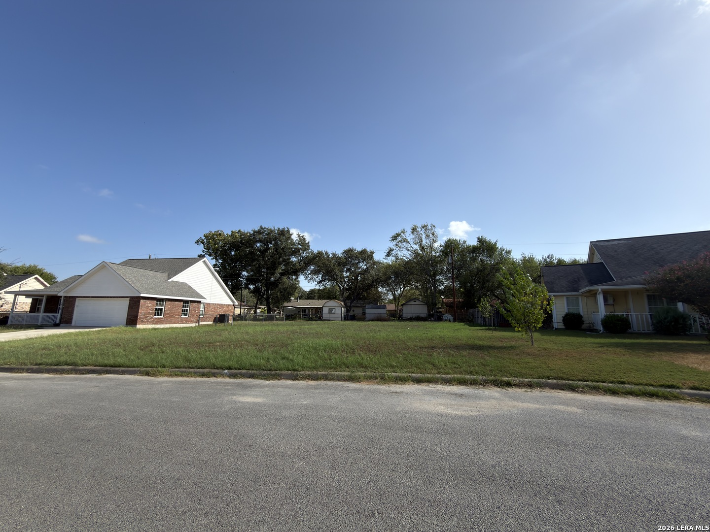 1017 Verbena Loop Floresville TX 78114