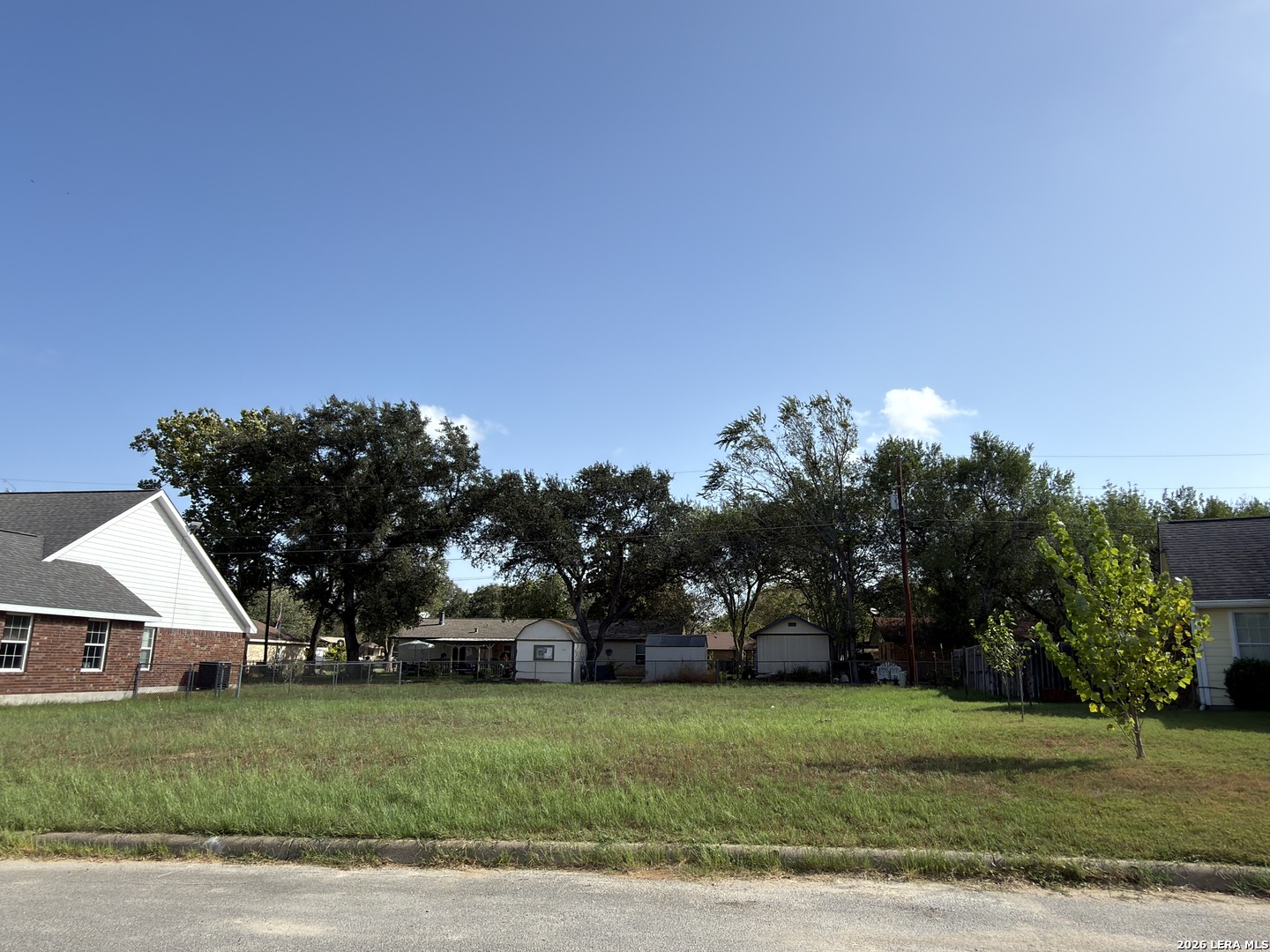 1017 Verbena Loop Floresville TX 78114