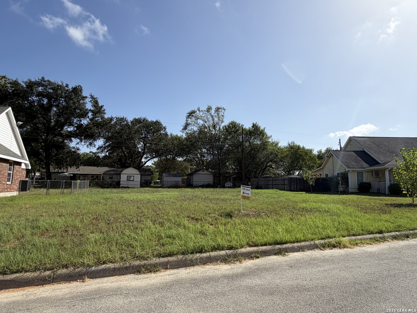 1017 Verbena Loop Floresville TX 78114