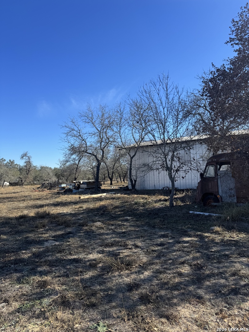 122 Woodcrest Somerset TX 78069