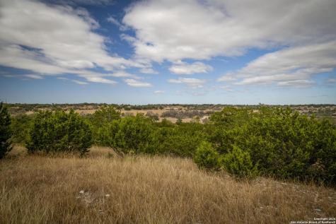 30 Buckskin Path Fredericksburg TX 78624