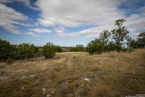 30 Buckskin Path Fredericksburg TX 78624