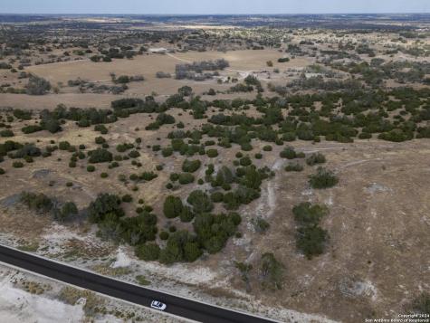 30 Buckskin Path Fredericksburg TX 78624