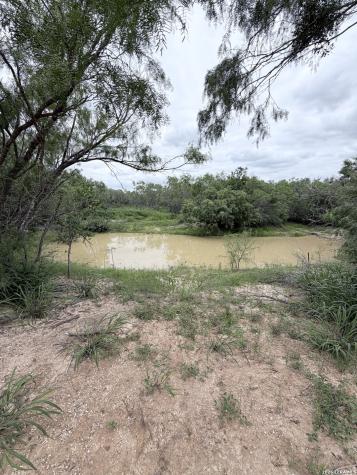 569 Gutierrez Lane Floresville TX 78114