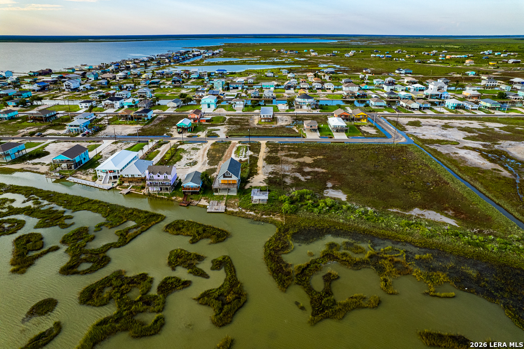 82 Newcomb Bend Loop Rockport TX 78382