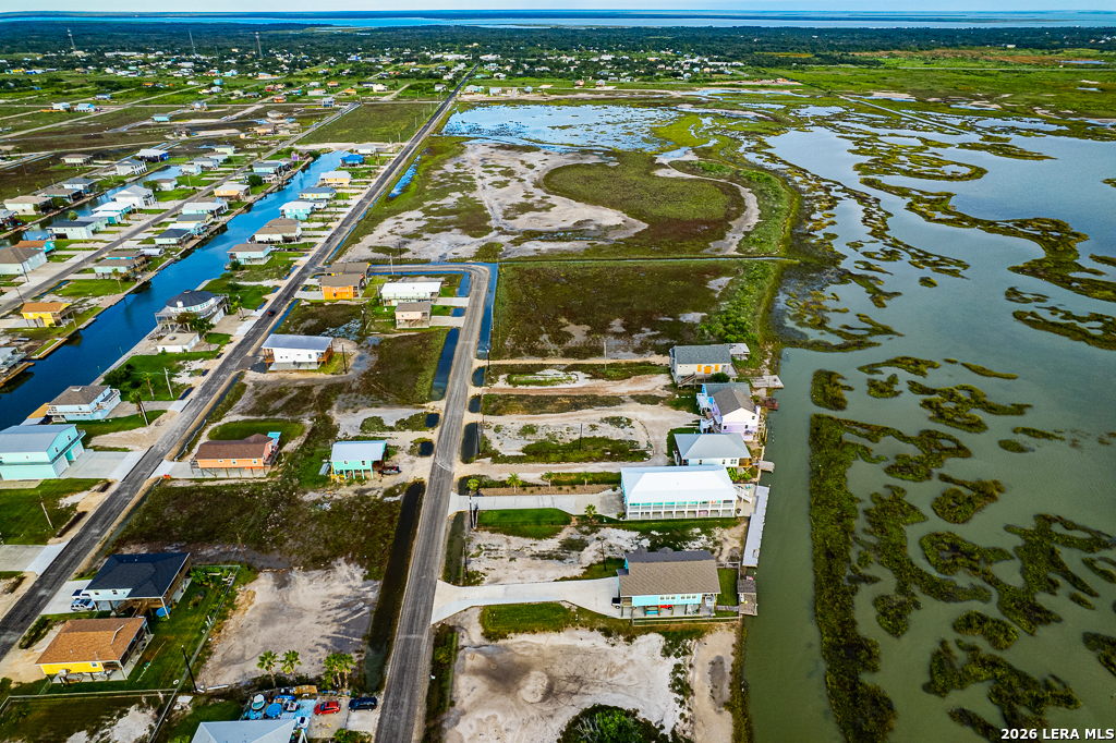 82 Newcomb Bend Loop Rockport TX 78382