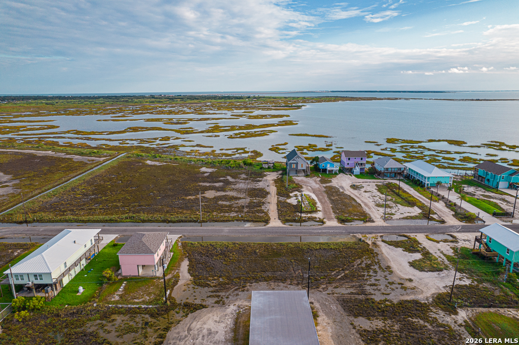 82 Newcomb Bend Loop Rockport TX 78382
