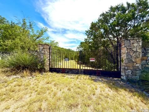 9852 Marnoch Road Helotes TX 78023
