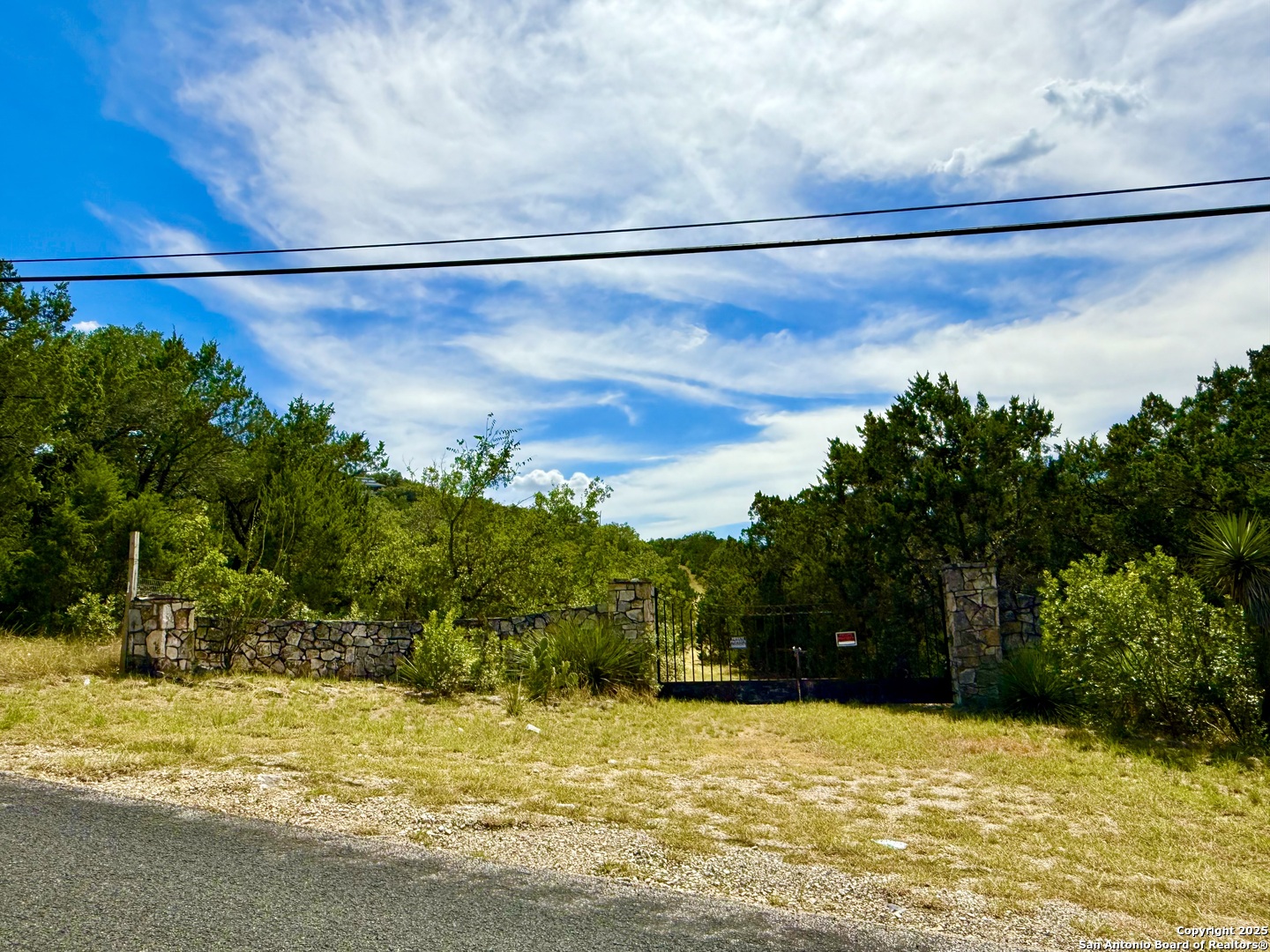 9852 Marnoch Road Helotes TX 78023