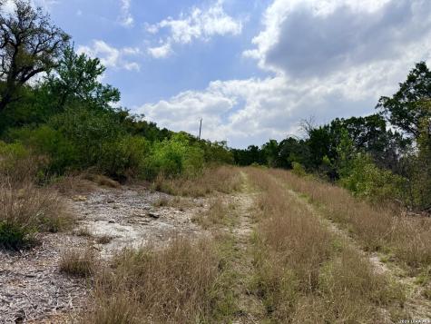 9852 Marnoch Road Helotes TX 78023