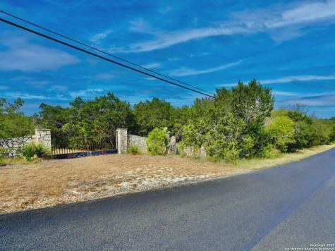 9852 Marnoch Road Helotes TX 78023