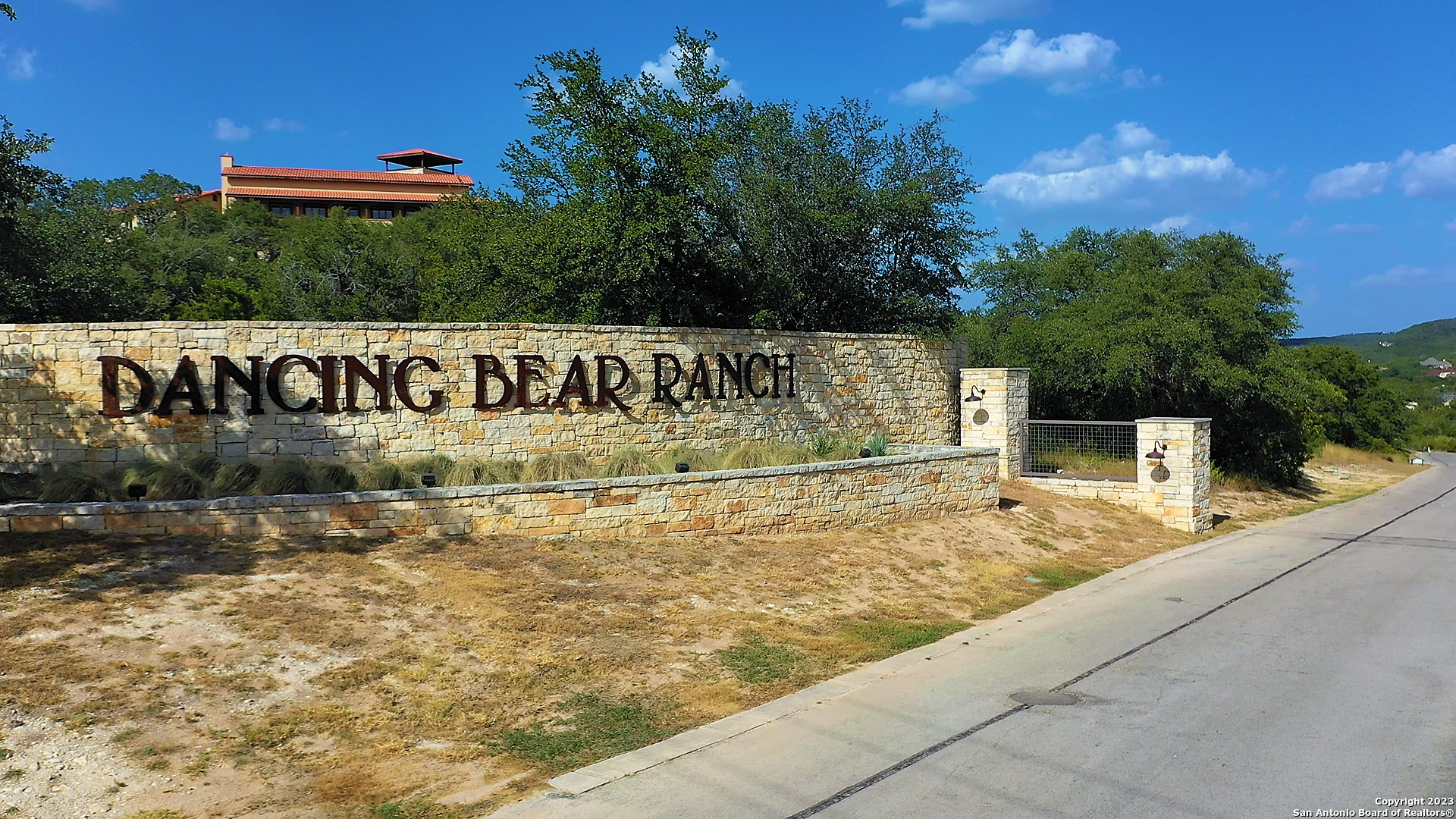 194 Private Road 1714 Mico TX 78056