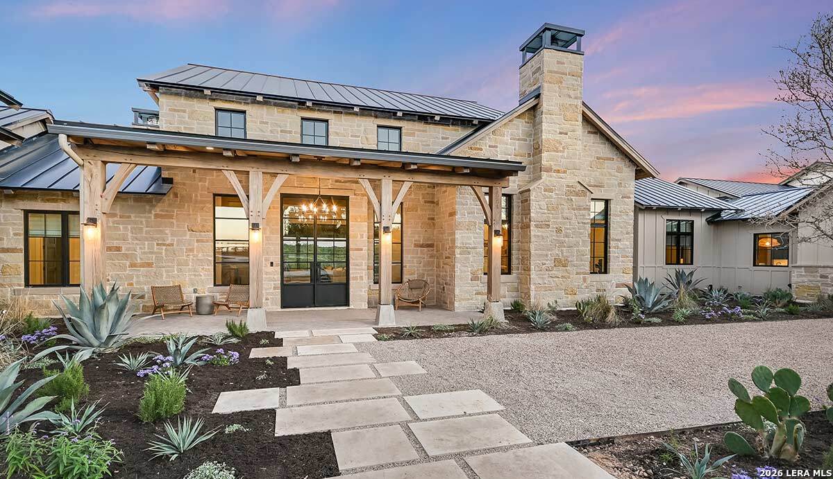 194 Private Road 1714 Mico TX 78056