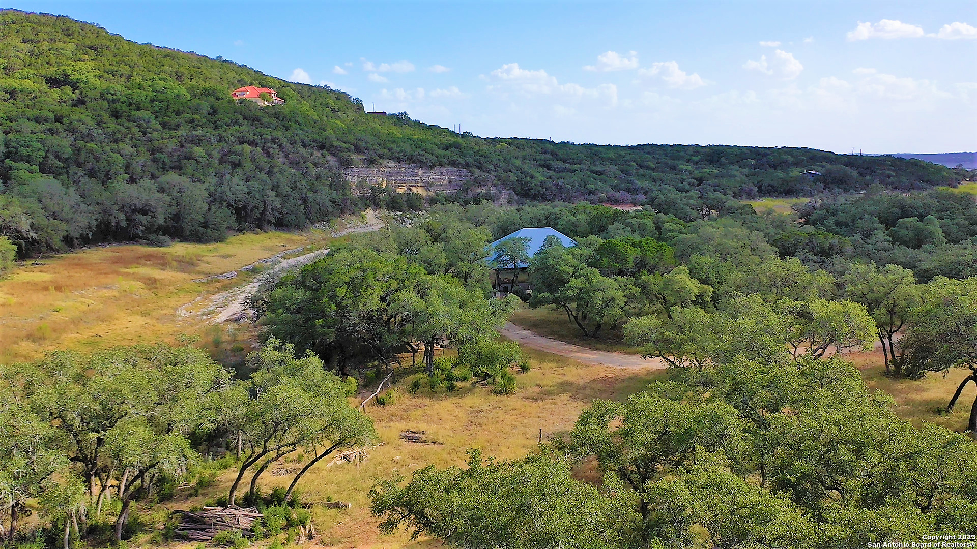 194 Private Road 1714 Mico TX 78056