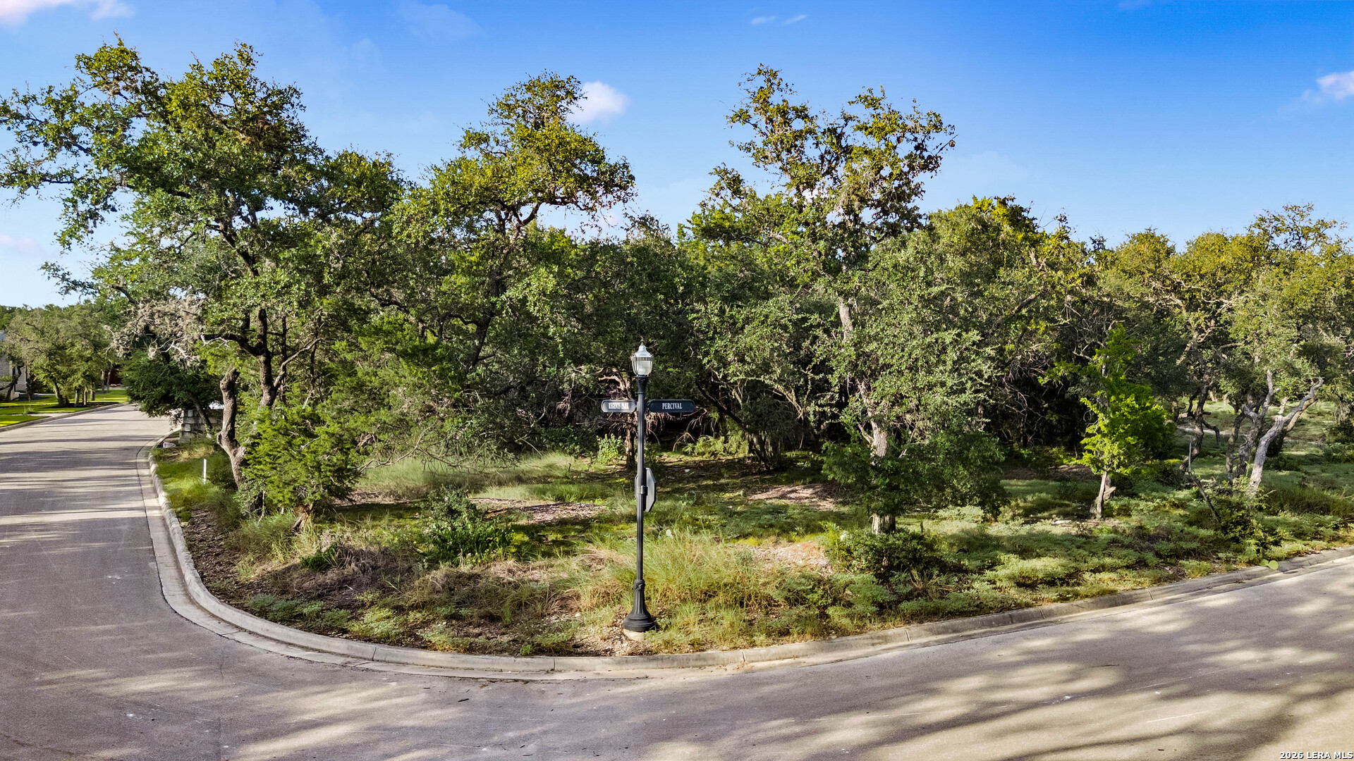 82 Regents Park San Antonio TX 78230