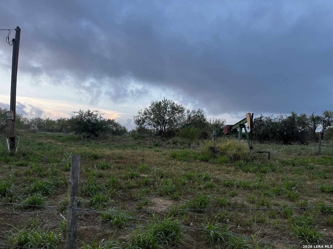 159 W Whitewing Drive Somerset TX 78069