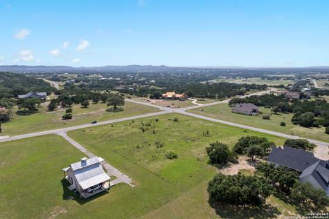 161 Pinto Canyon Bandera TX 78003