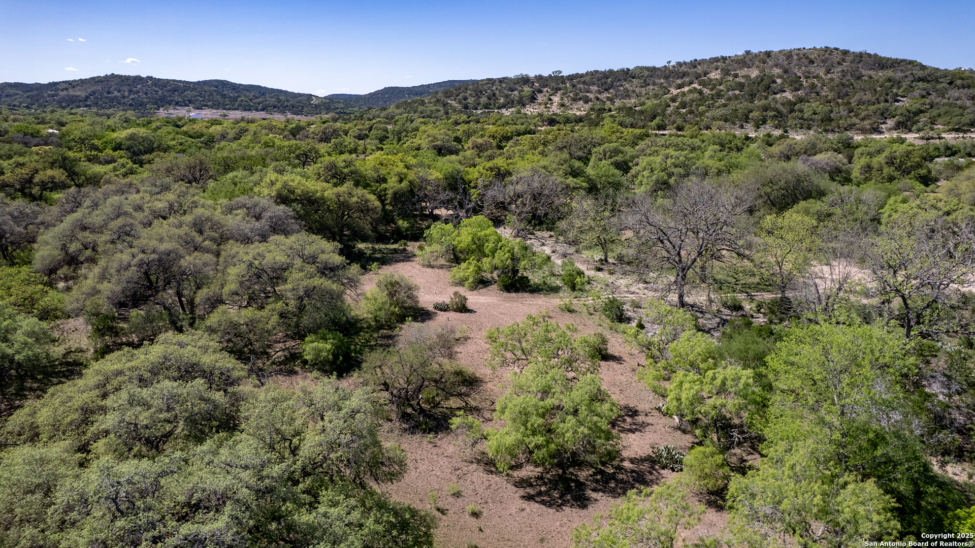 8 Camino Del Rancho Concan TX 78838