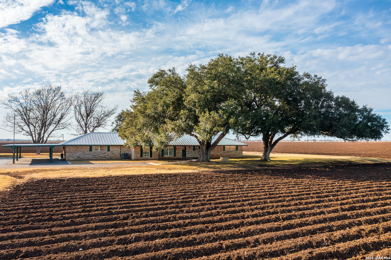 3830 County Road 541 Hondo TX 78861