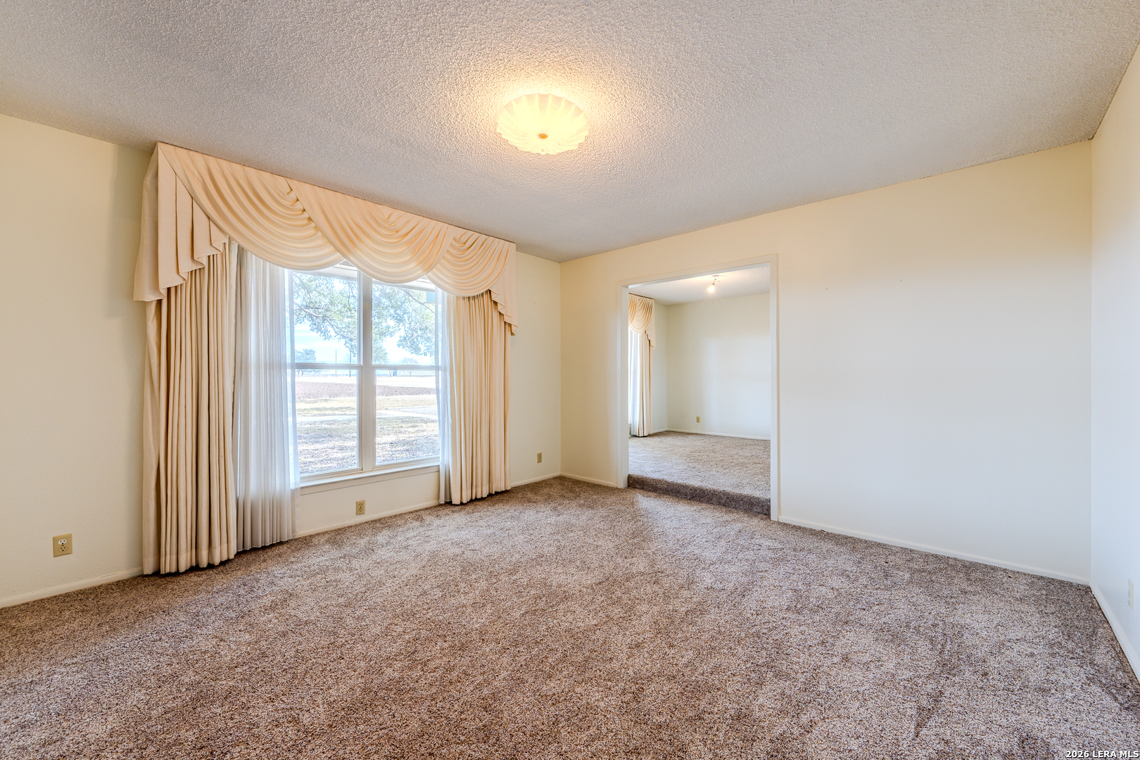 3830 County Road 541 Hondo TX 78861