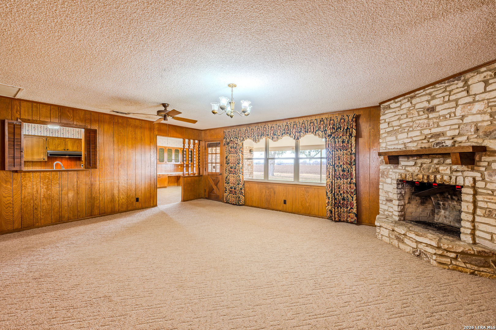 3830 County Road 541 Hondo TX 78861