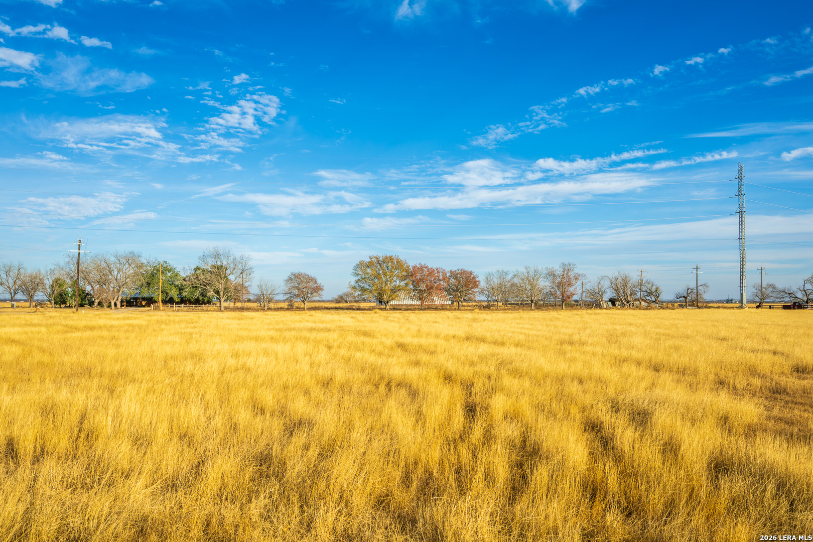 3830 County Road 541 Hondo TX 78861
