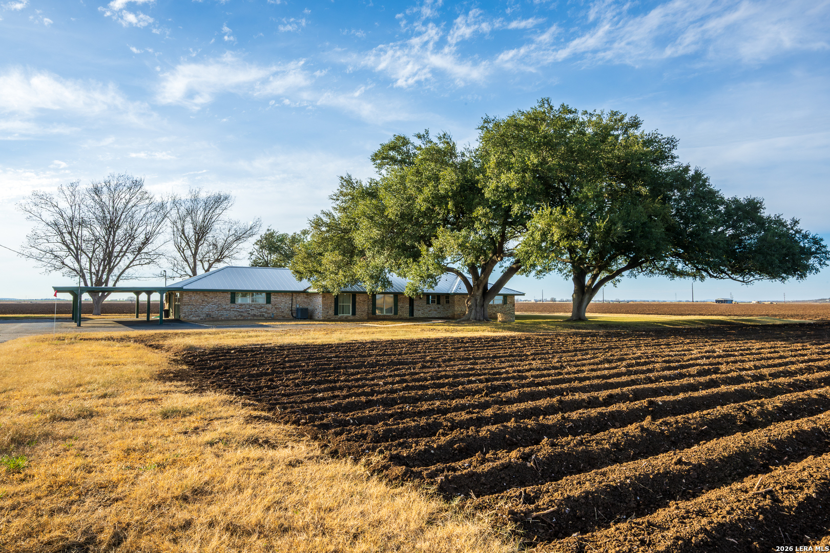 3830 County Road 541 Hondo TX 78861