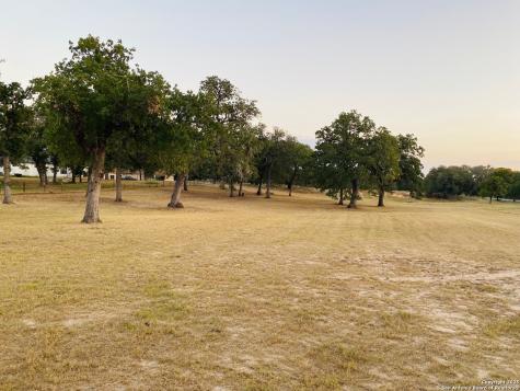 9195 Fm 775 La Vernia TX 78121