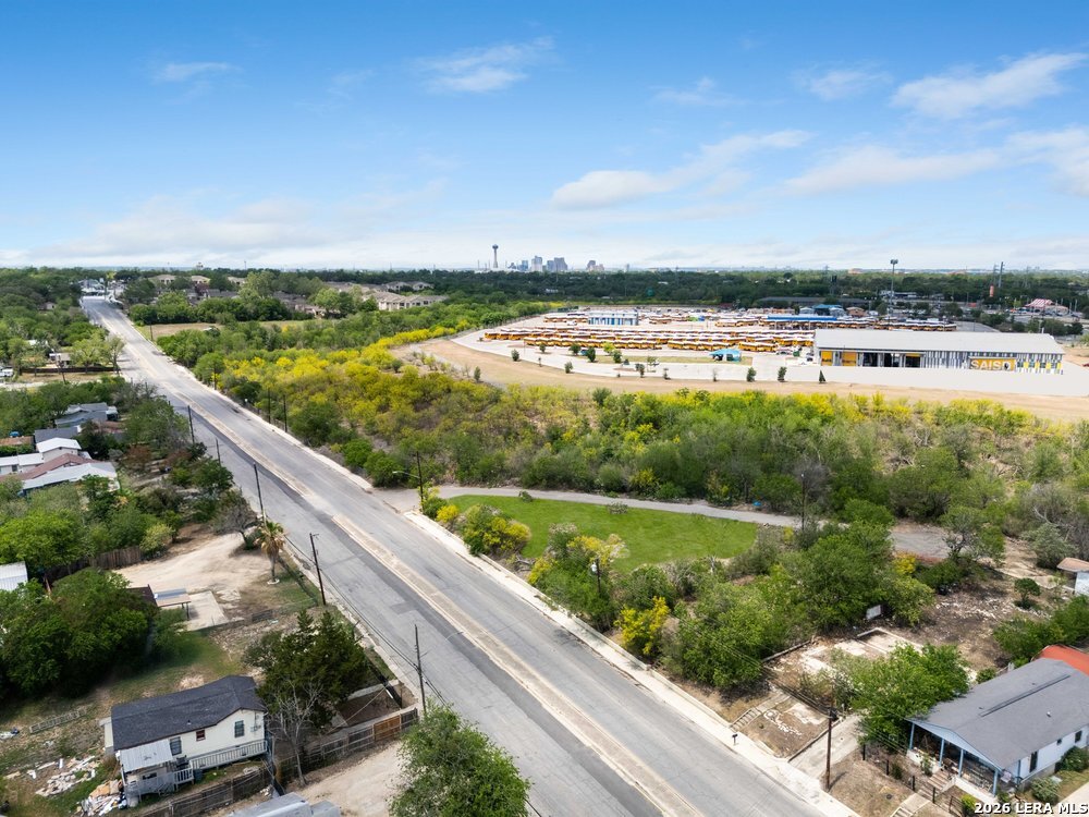 1667 Rigsby Avenue San Antonio TX 78210
