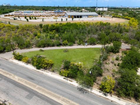 1667 Rigsby Avenue San Antonio TX 78210